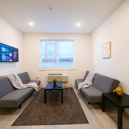 ביונה New Modern Serenity- 2Br Retreat Near New York City מראה חיצוני תמונה