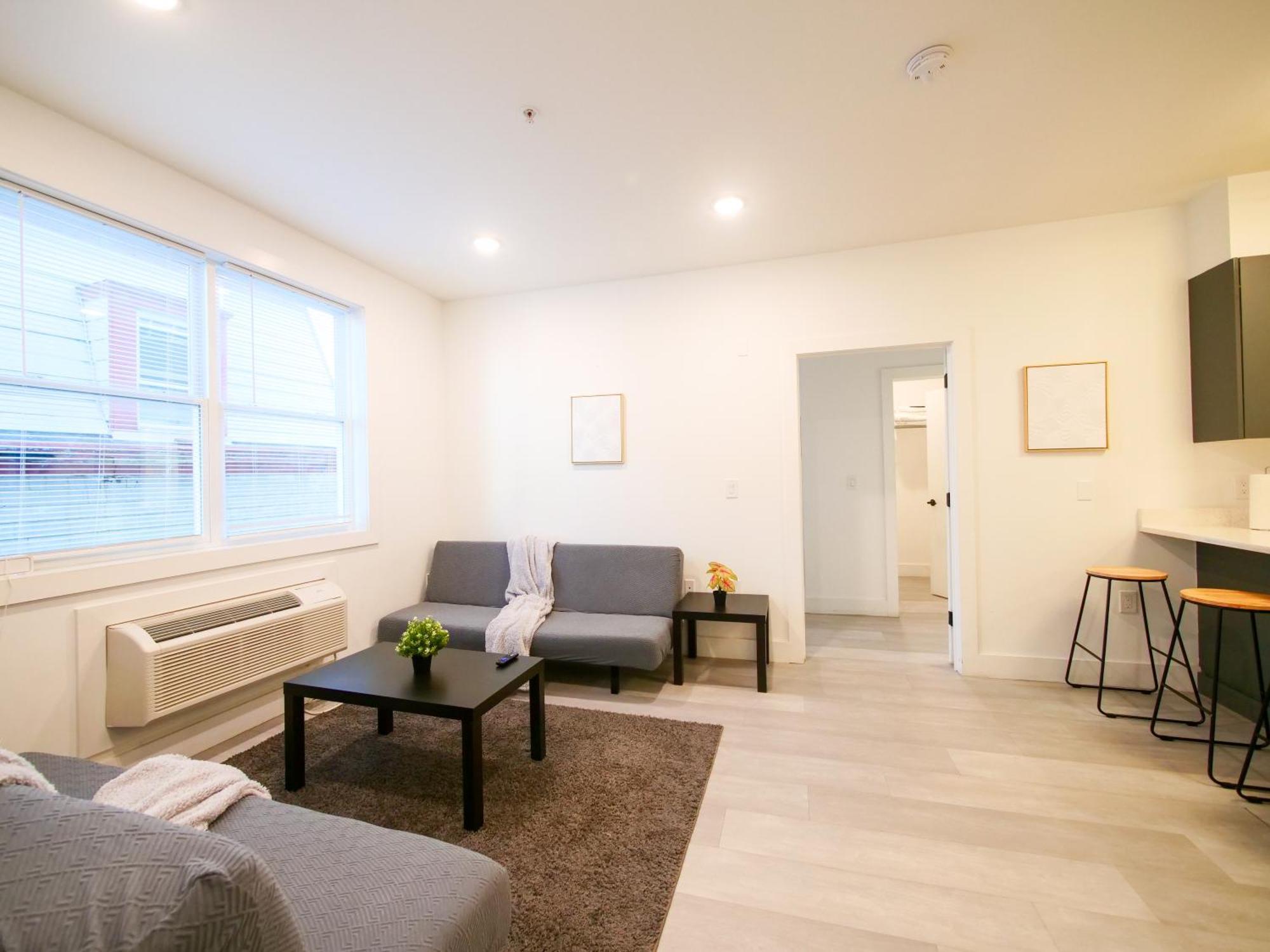 ביונה New Modern Serenity- 2Br Retreat Near New York City מראה חיצוני תמונה